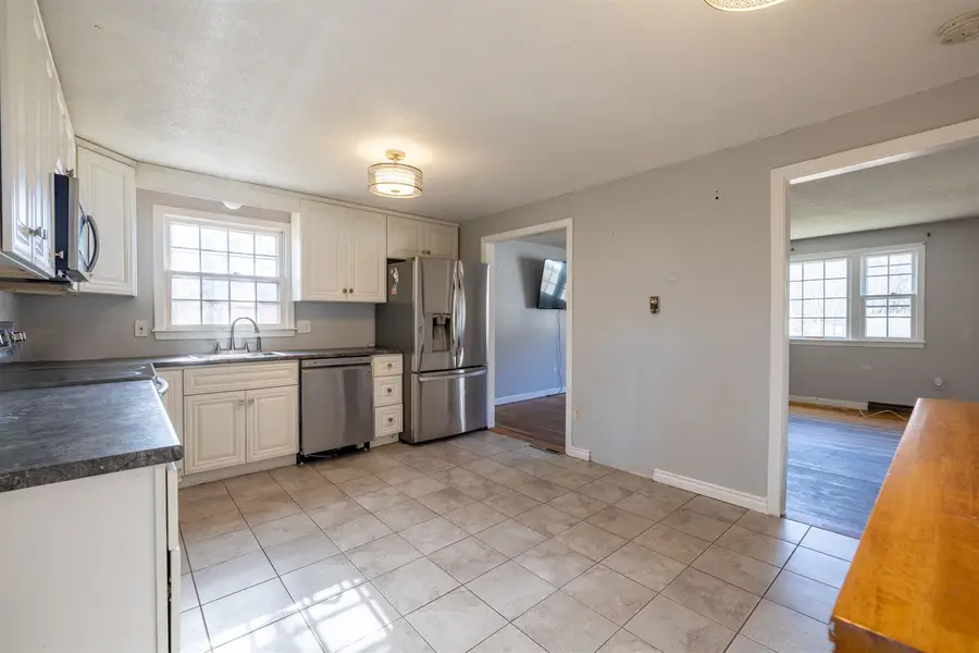 56 Bedard Avenue, Derry, NH 03038 - Image #3