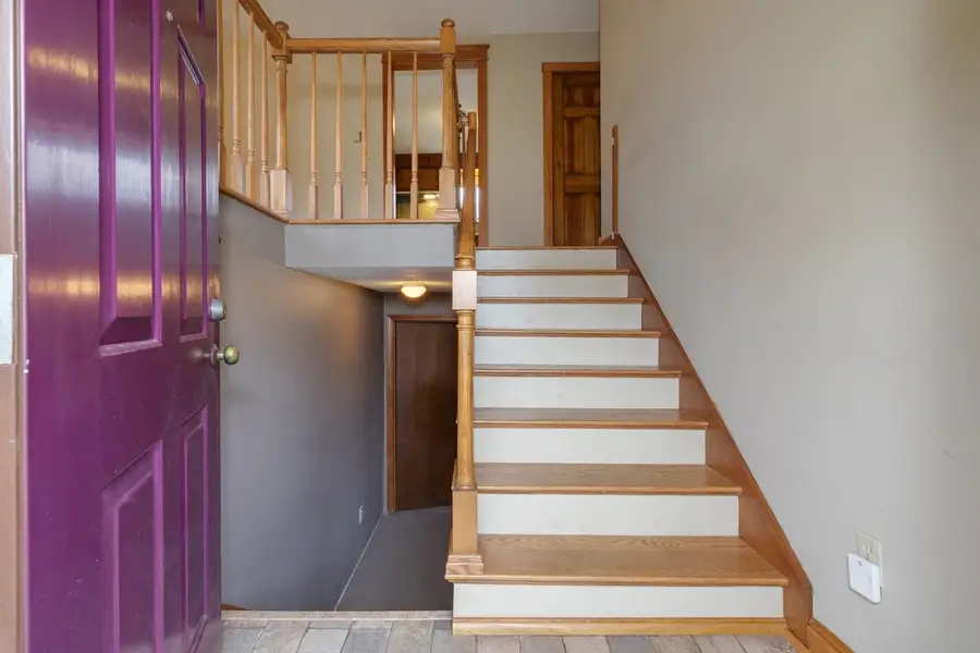 380 Woodcrest Court, Manchester, NH 03109 - Image #2