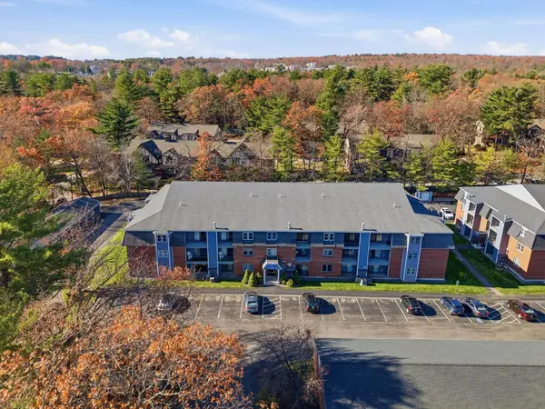 92 Bluestone Drive, Nashua, NH 03060