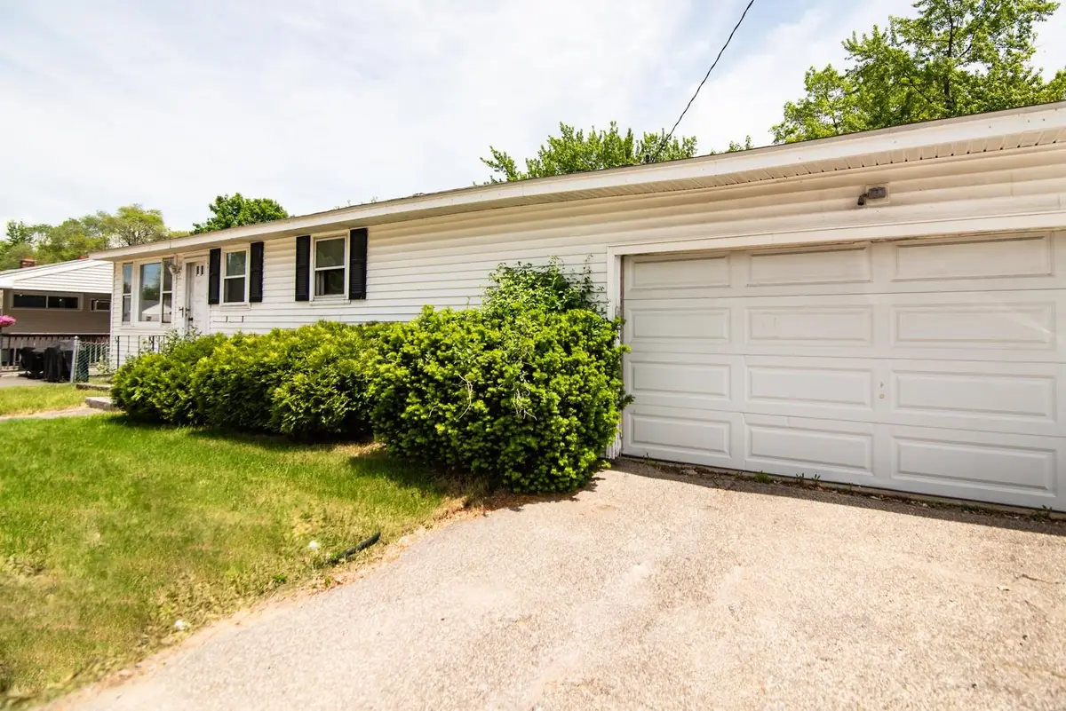 82 S Jewett Street, Manchester, NH 03103 - Image #1