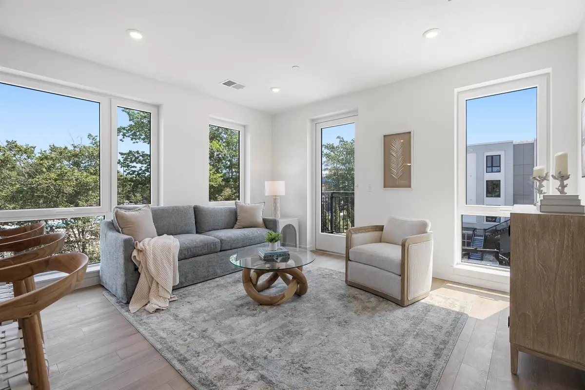 80 Constitution Avenue #323, Portsmouth, NH 03801 - Image #1