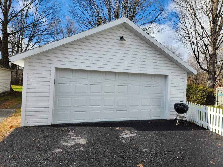 291 College Street, Poultney, VT 05764 - Image #2