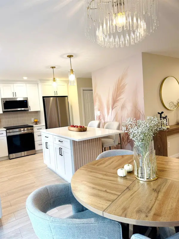 16 Laurel Court, Nashua, NH 03062