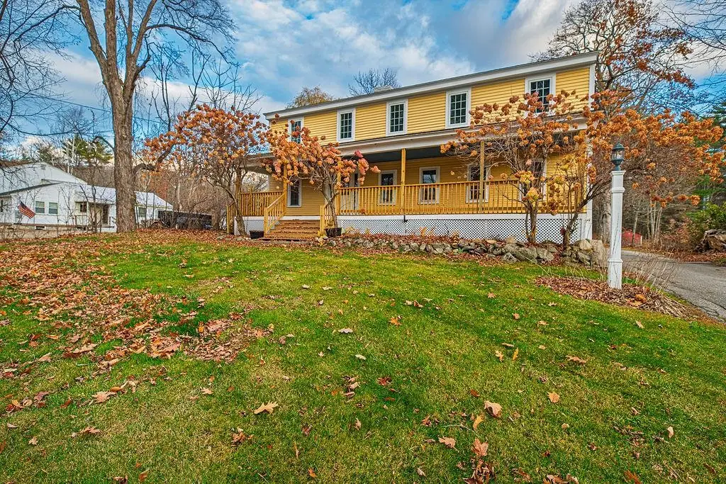 17 Waumbeck Road, Wolfeboro, NH 03894 - Image #1