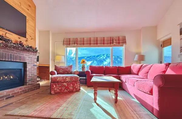 337 Handle Road #Pines K, Dover, VT 05356