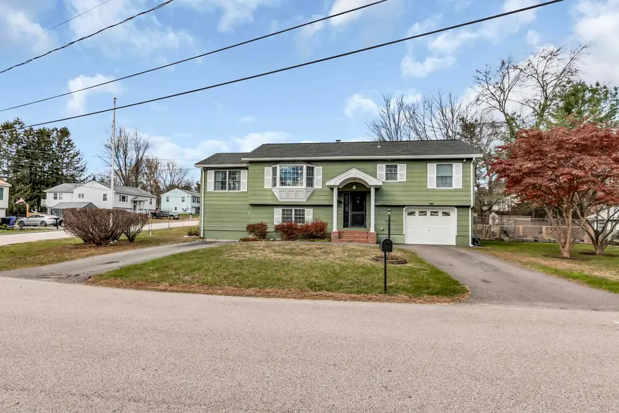 14 Tessier Street, Hudson, NH 03051 - Image #2