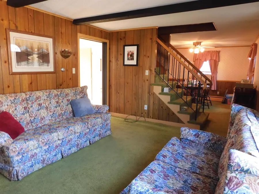 146 South Policy Street, Salem, NH 03079 - Image #3