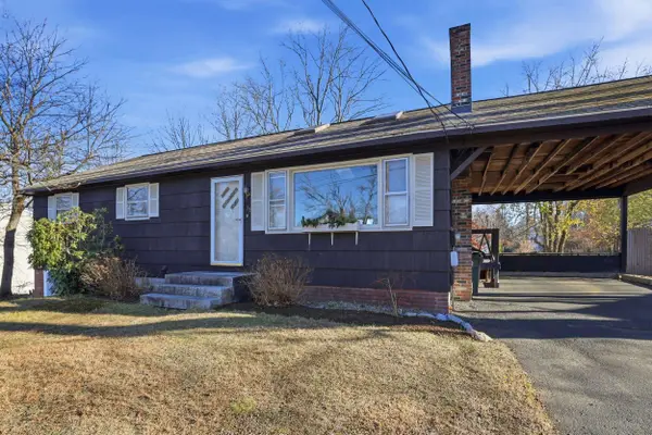 33 Pershing Street, Goffstown, NH 03045