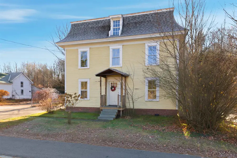135 Pleasant Street, Bristol, NH 03222 - Image #2