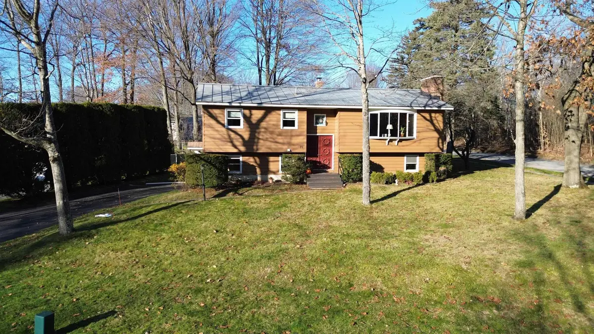 21 Briar Lane, Essex, VT 05452 - Image #1