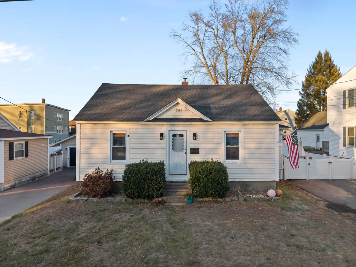 39 Richard Street, Manchester, NH 03103 - Image #1