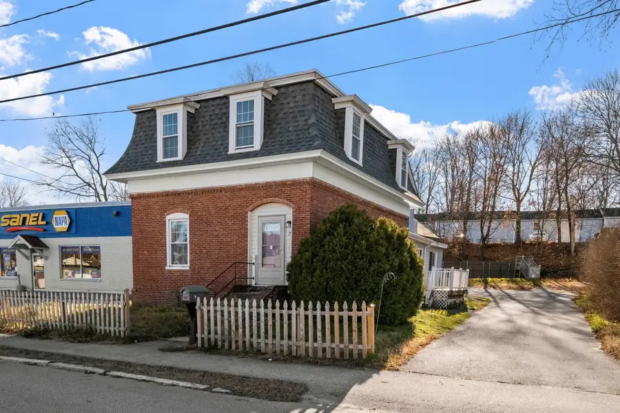 7 Cram Avenue, Pittsfield, NH 03263 - Image #2