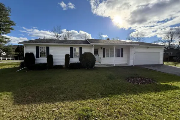8 Cessna Place, Rutland City, VT 05701