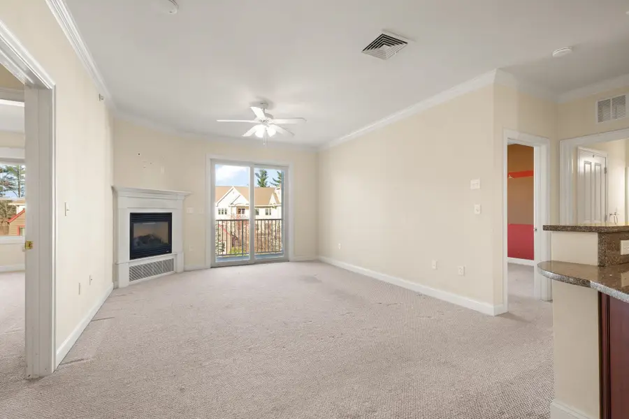 160 Daniel Webster Highway #328, Nashua, NH 03060 - Image #3