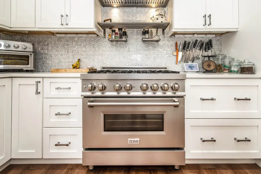 189 College Street, Poultney, VT 05764 - Image #3