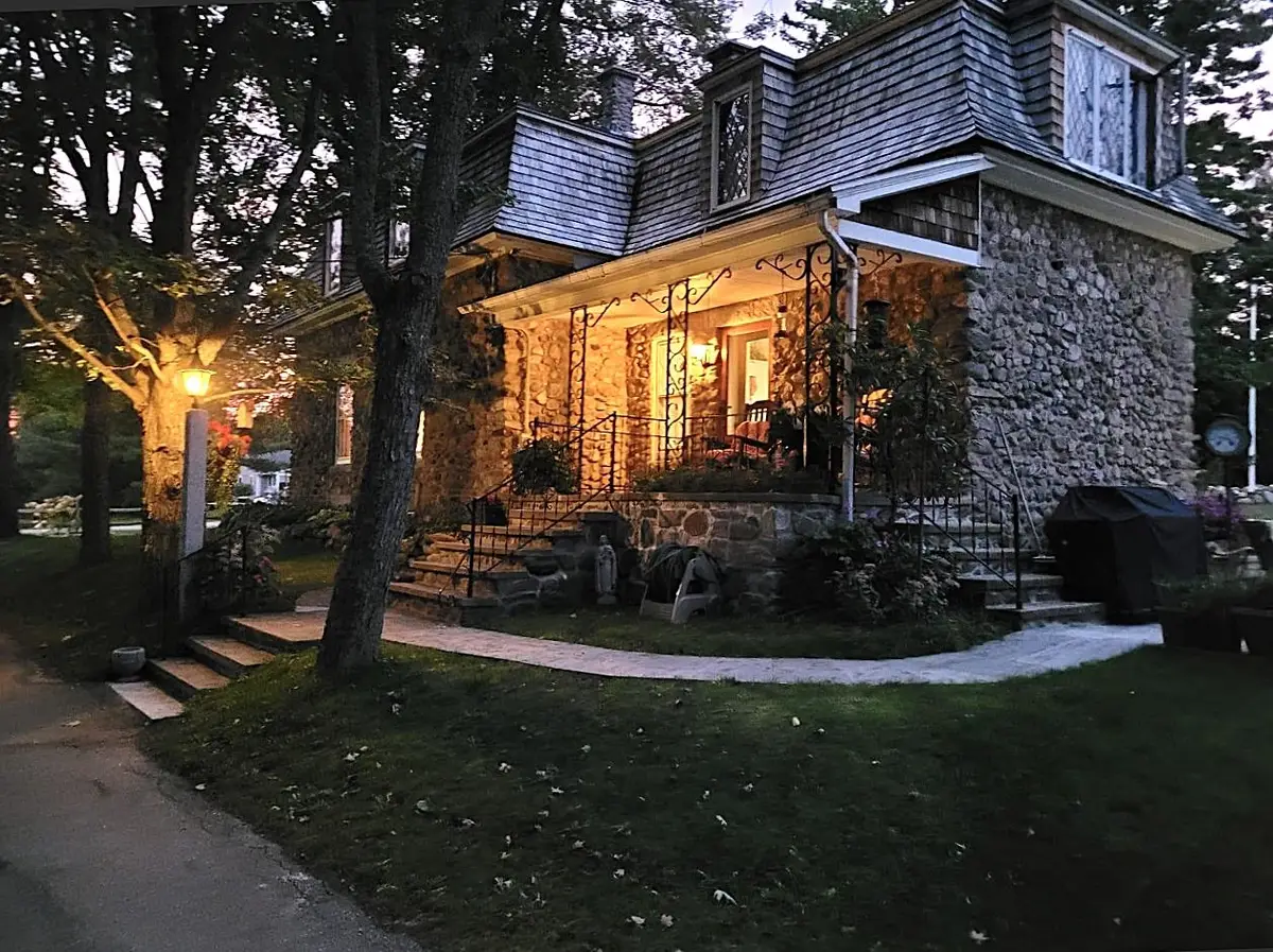 704 Hillside Avenue, Berlin, NH 03570 - Image #1