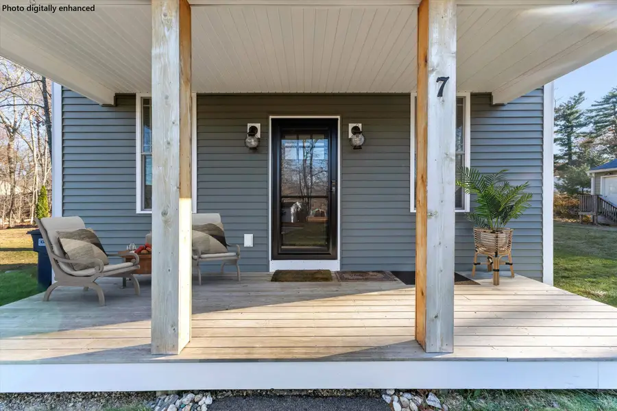 7 Gena Avenue, Derry, NH 03038 - Image #2