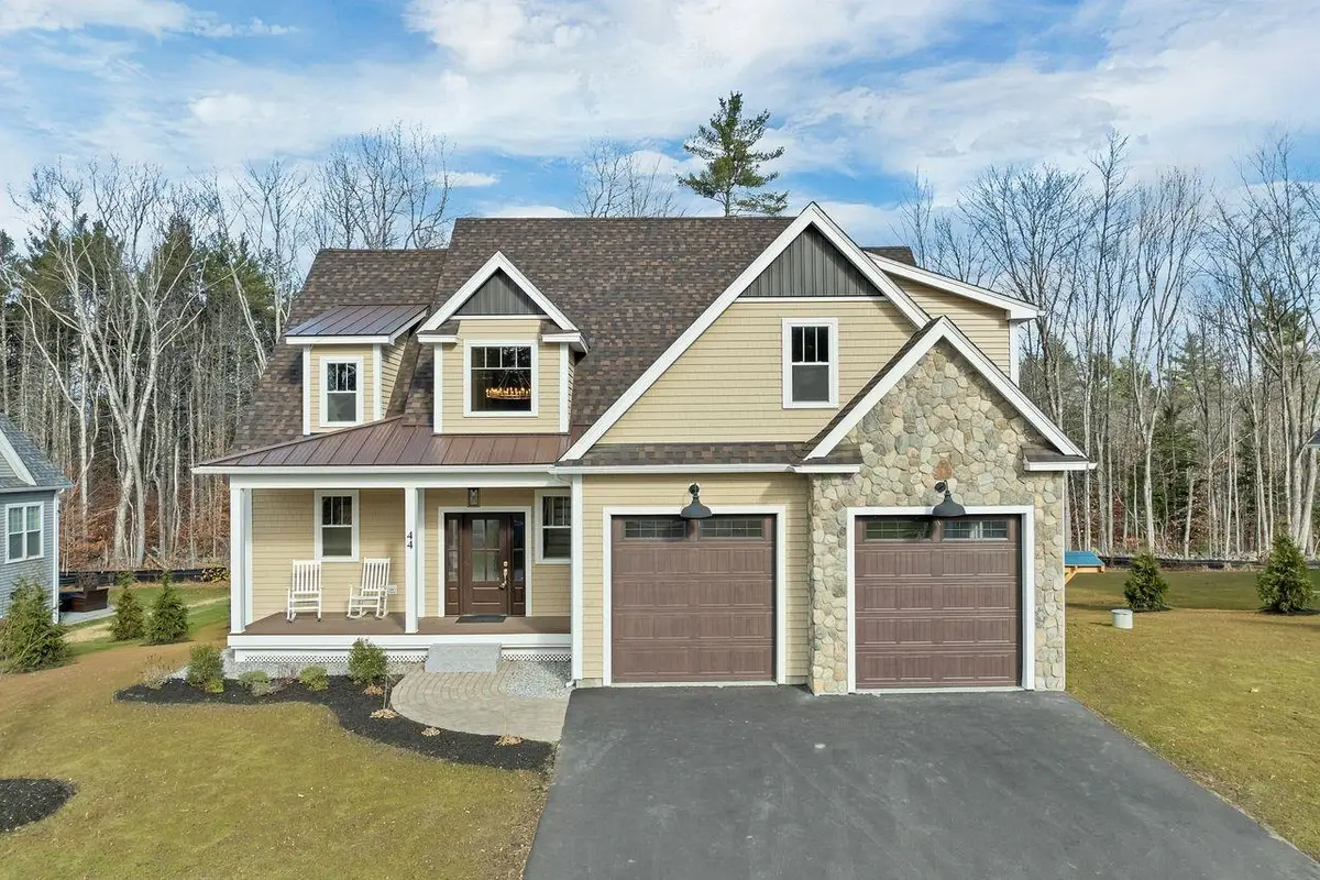 44 Lady Walsingham Way, Laconia, NH 03246 - Image #1