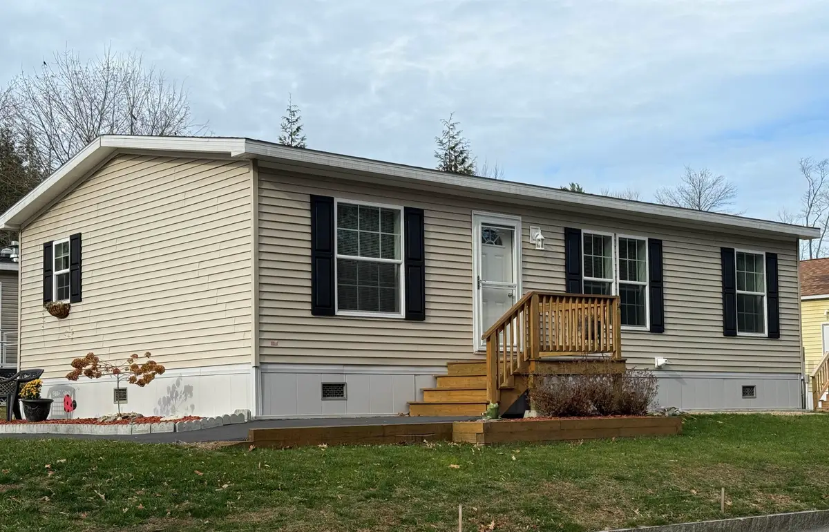 14 Sir Lancelot Drive, Exeter, NH 03833 - Image #1
