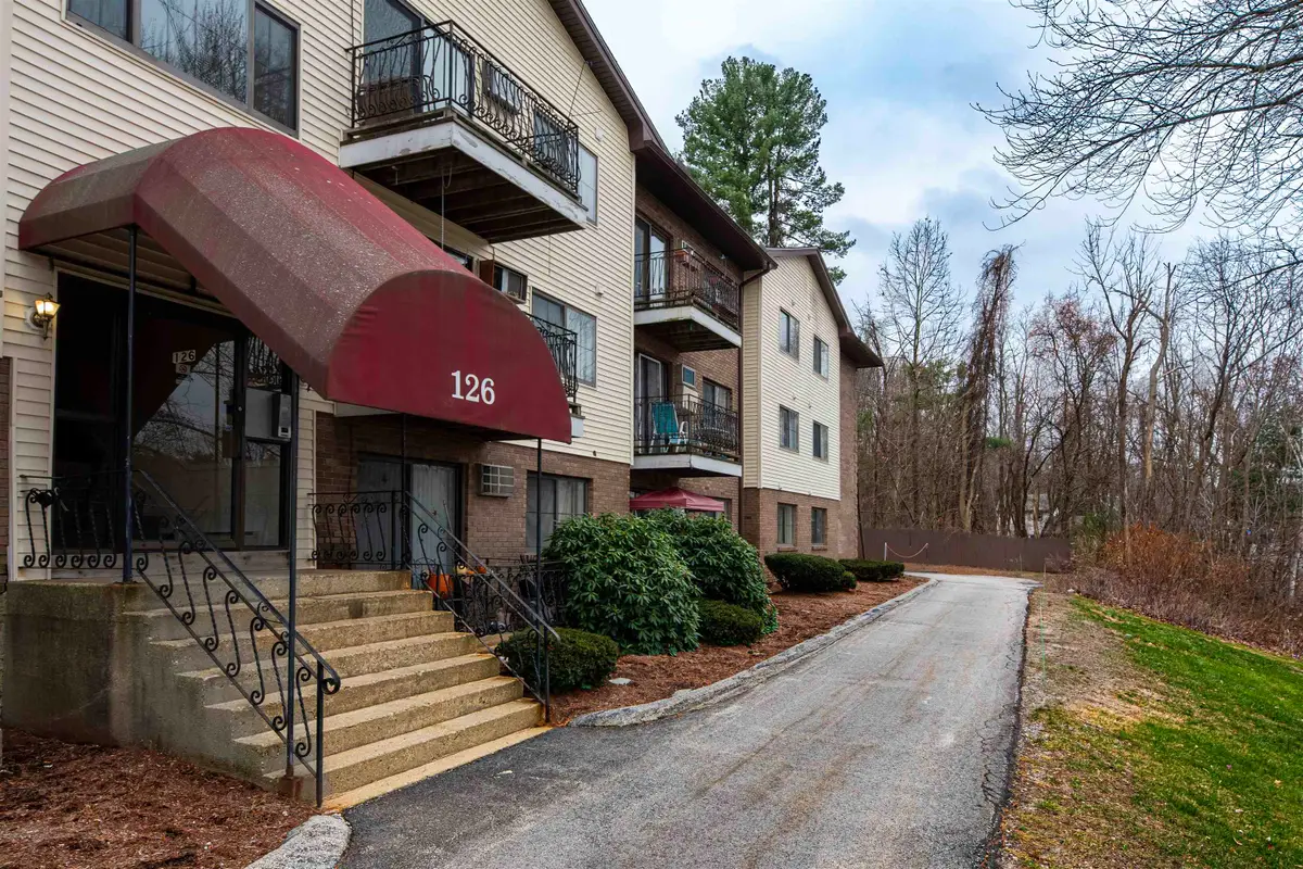 126 Mammoth Road, Hooksett, NH 03106 - Image #1