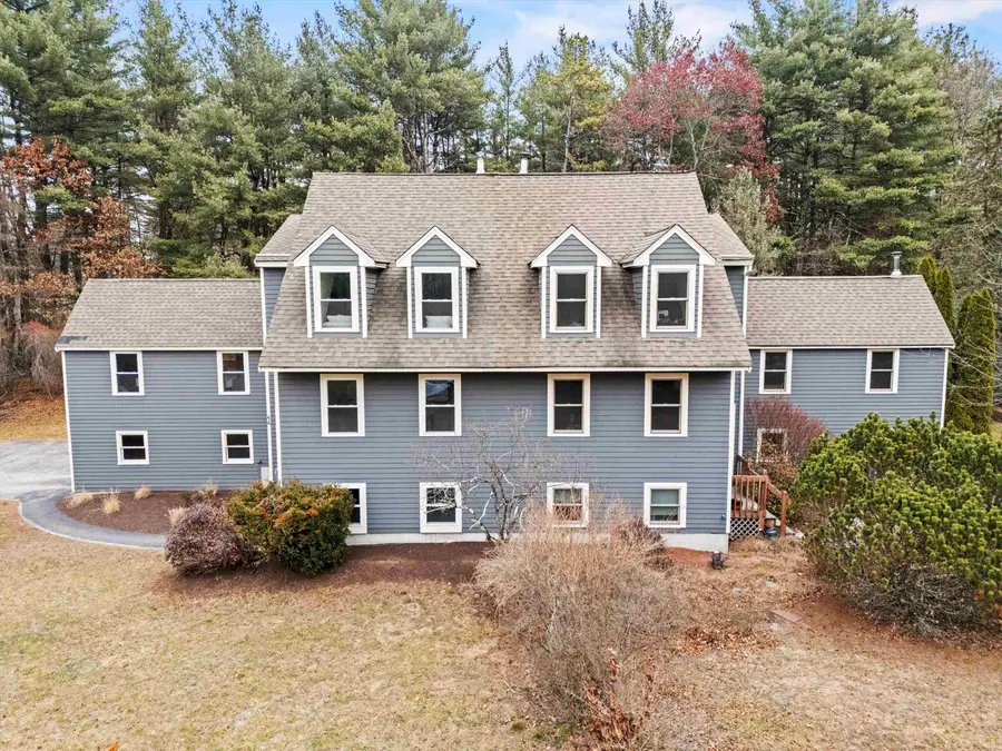 4 Quincy Road #A, Londonderry, NH 03053 - Image #2