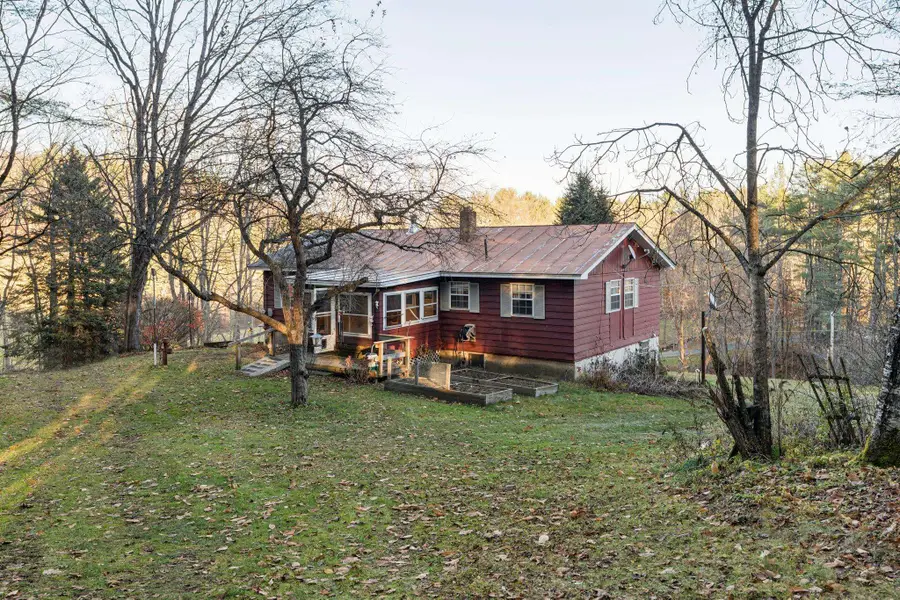 90 Webster Road, Hartland, VT 05048 - Image #2