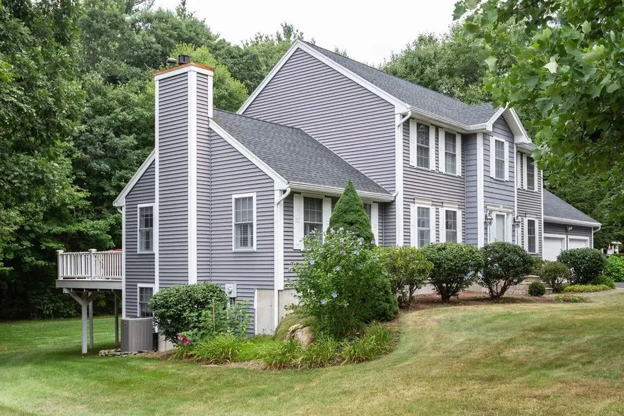 27 Sarah Drive, Merrimack, NH 03054 - Image #2