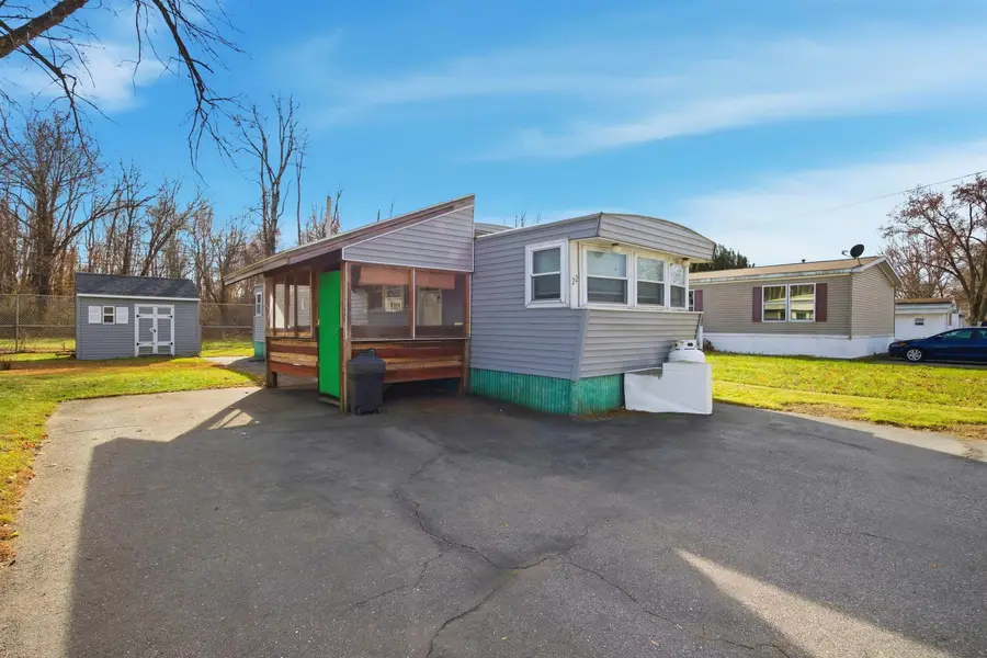 22 Longmeadow Drive, Concord, NH 03301 - Image #2