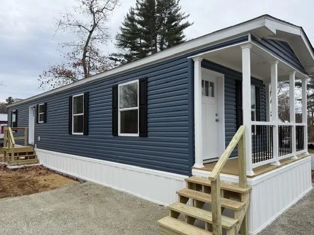 10 Courtesy Avenue, Belmont, NH 03220 - Image #2