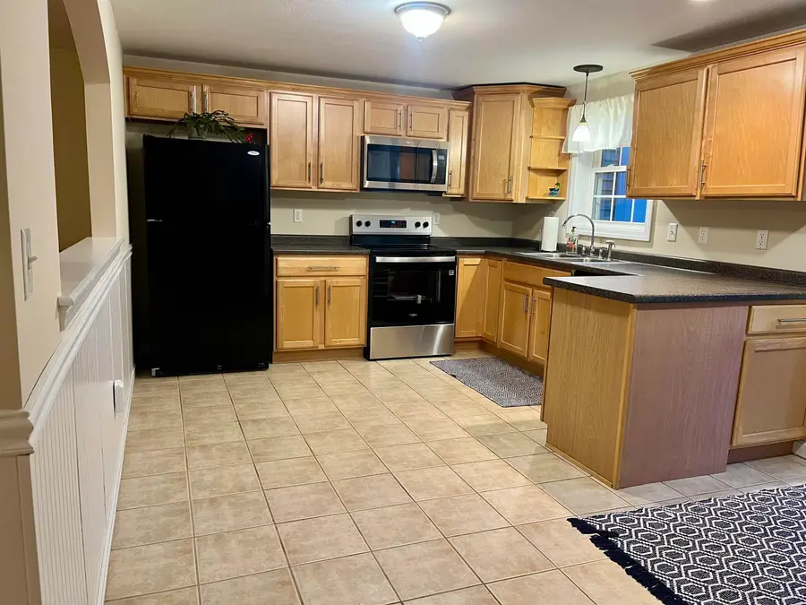 16 Cat Tail Circle, New Ipswich, NH 03071 - Image #2