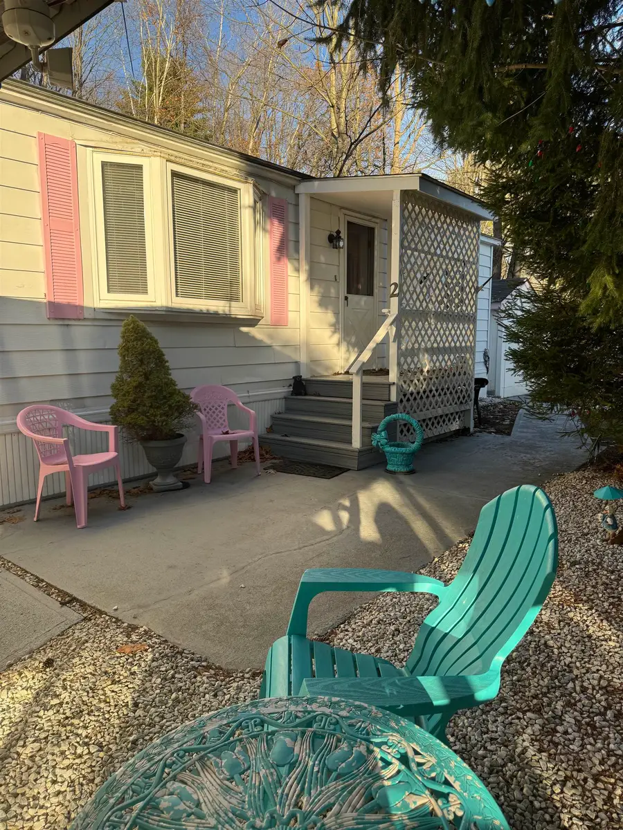 2 Wagon Drive, Brattleboro, VT 05301 - Image #2