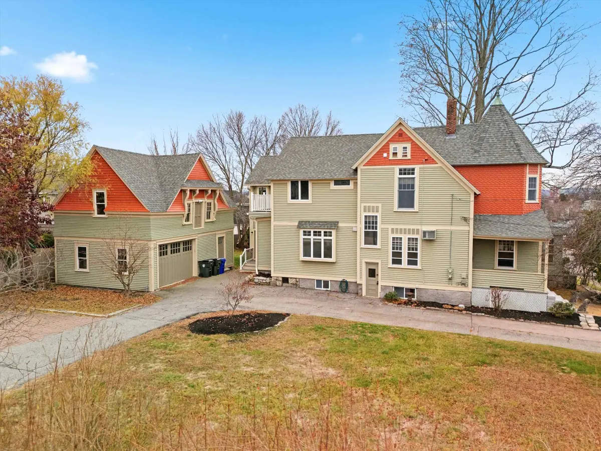 631 Lake Avenue, Manchester, NH 03103 - Image #1