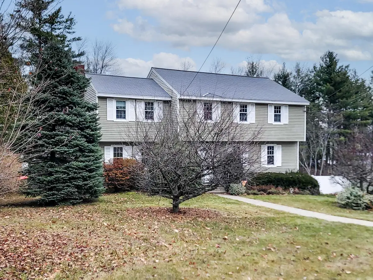 36 Hampton Drive, Nashua, NH 03063 - Image #1