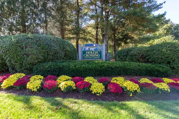 9 Bartemus Trail #303, Nashua, NH 03063