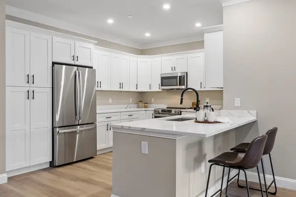 10100 S Willow Street #207, Manchester, NH 03103