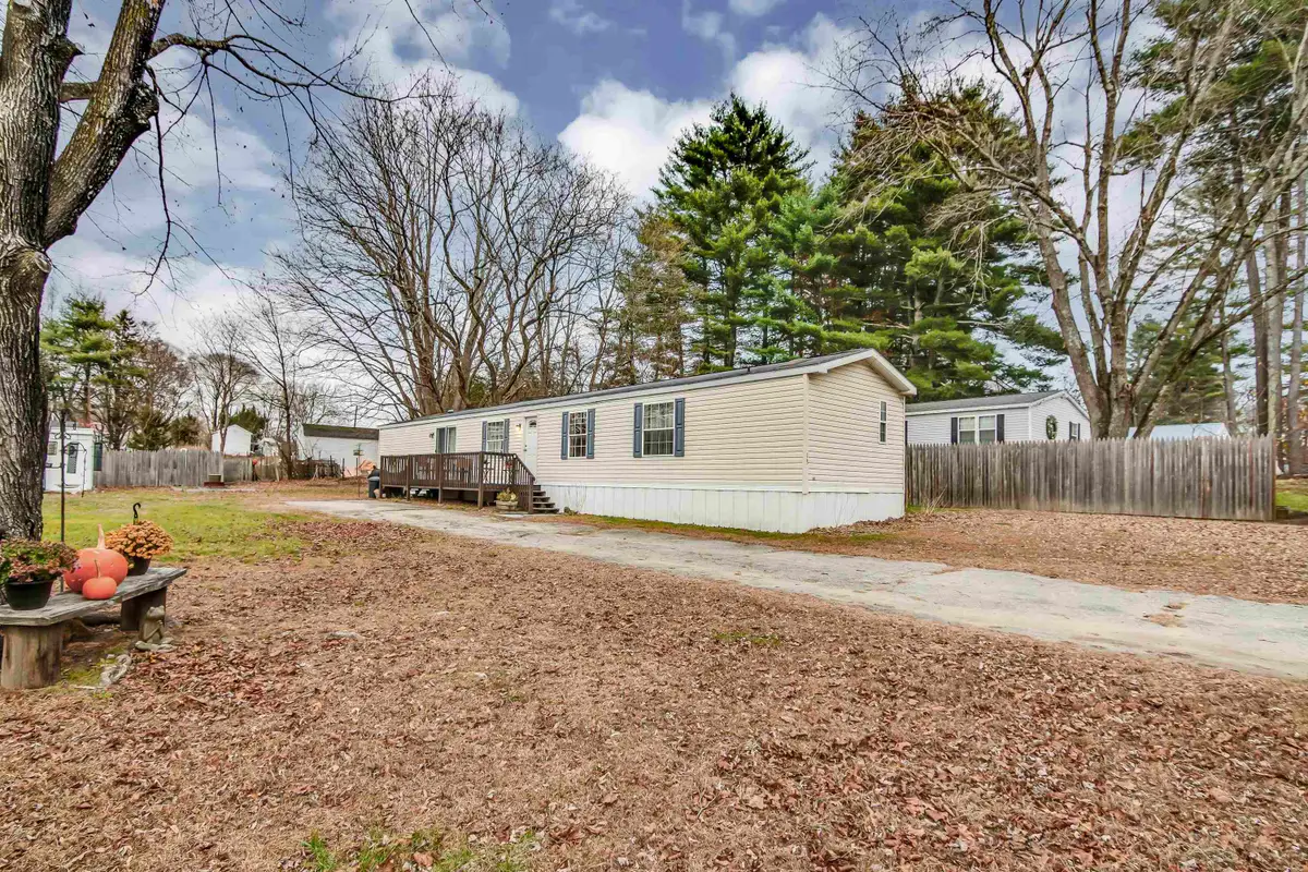 13 Debra Avenue, Raymond, NH 03077 - Image #1