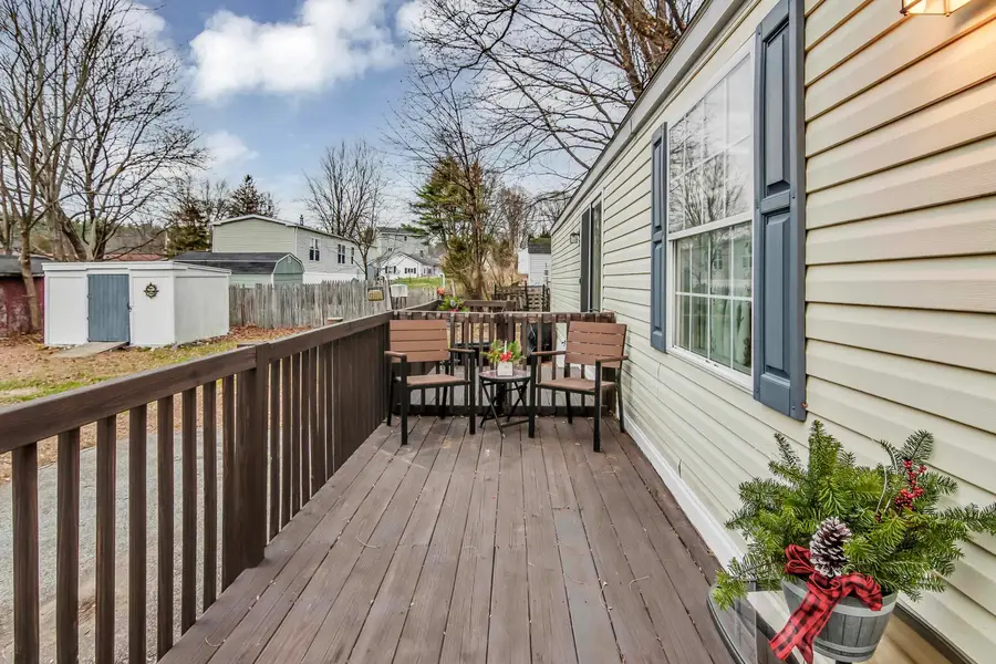 13 Debra Avenue, Raymond, NH 03077 - Image #2