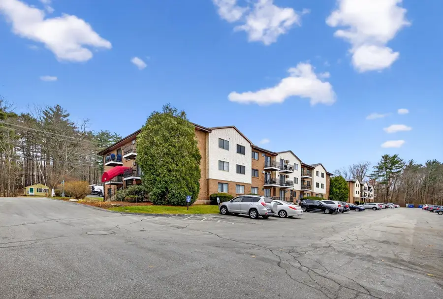 128 Mammoth Road #122, Hooksett, NH 03106 - Image #3