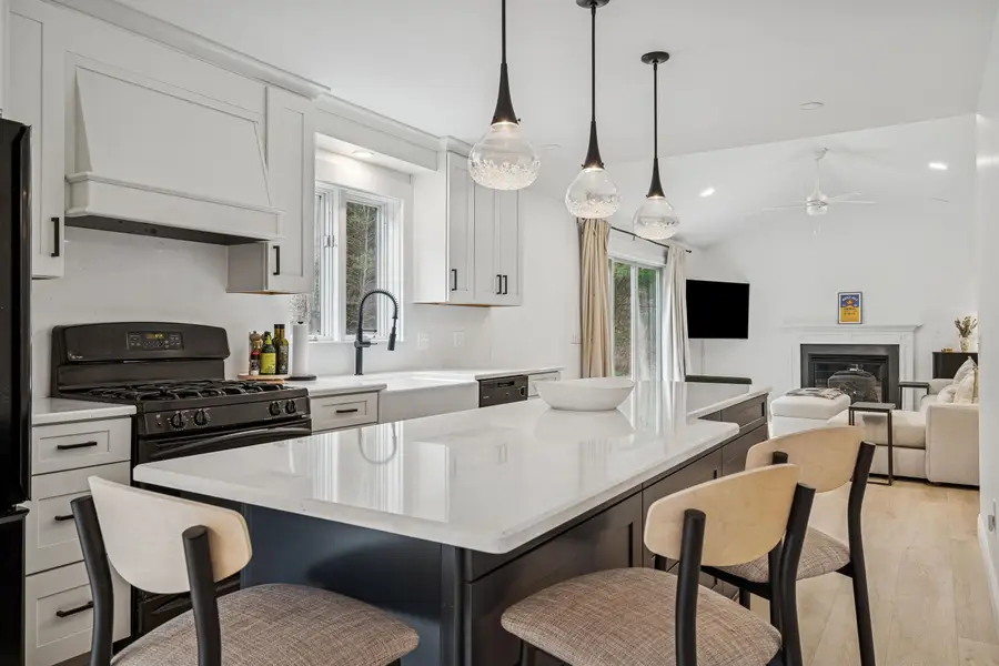 358 Cowdrey Path, South Woodstock, VT 05071 - Image #3