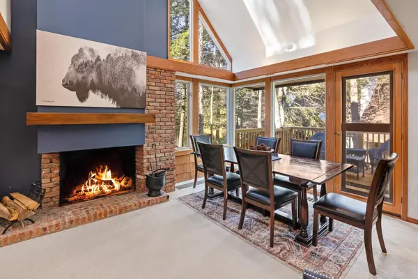 9 Pond View Road, Winhall, VT 05340