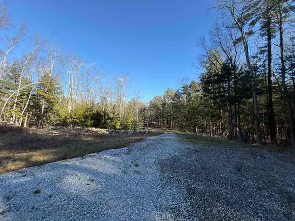 58-2 Davisville Road, Wilton, NH 03086