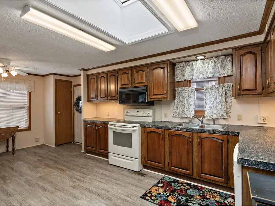 131 Williston Woods Road, Williston, VT 05495 - Image #3