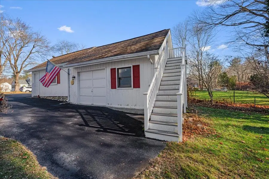 22 West Pine Street, Plaistow, NH 03865 - Image #3