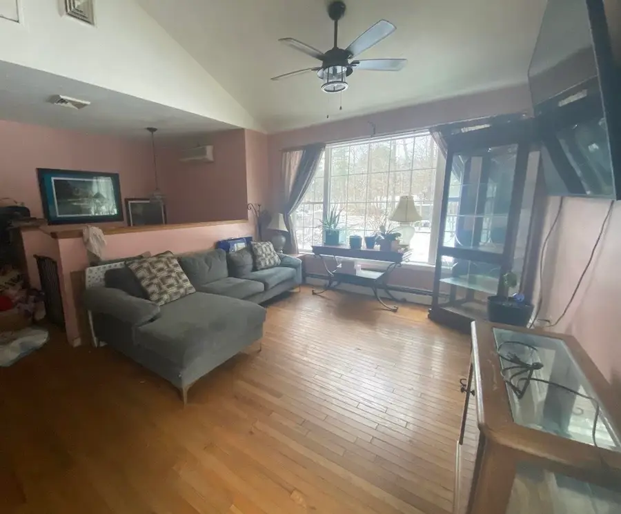 114 Chases Grove Road, Derry, NH 03038 - Image #2