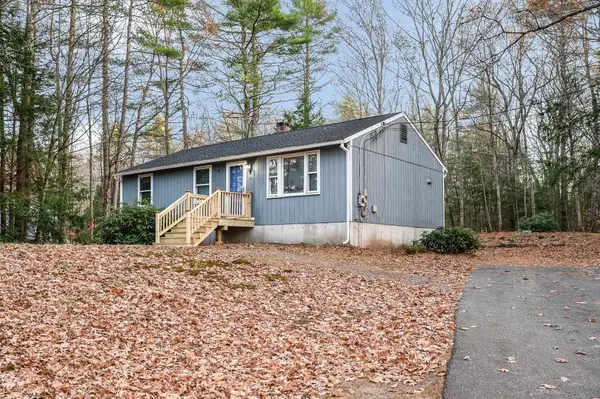 54 South Road, Fremont, NH 03044