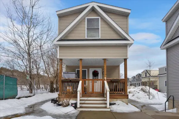 126 O'Hear Court, Waterbury, VT 05676