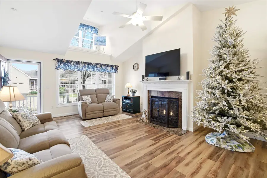 9 Doveton Lane #B, Hudson, NH 03051 - Image #3