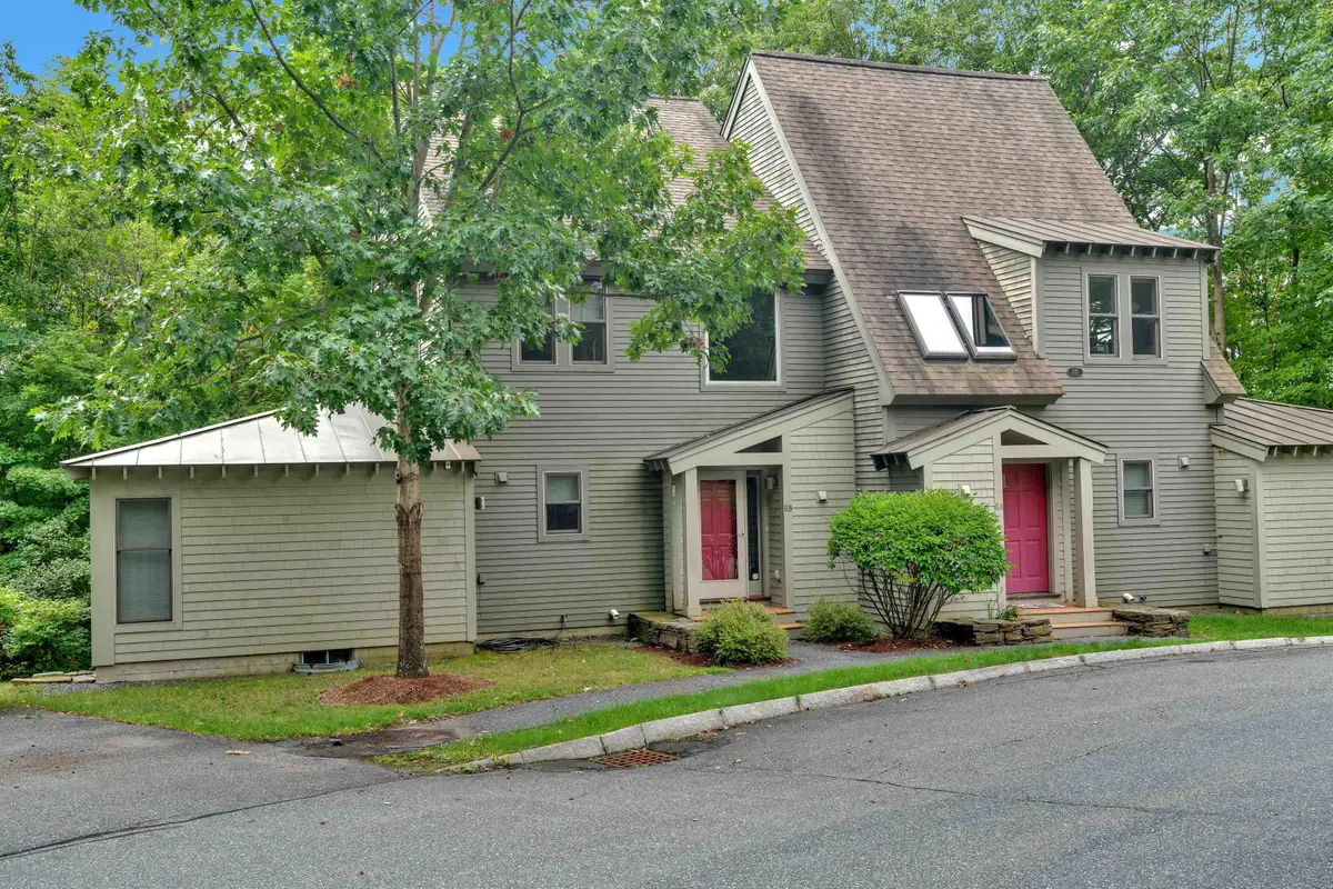 215 Granite Way #8B, Quechee, VT 05059 - Image #1