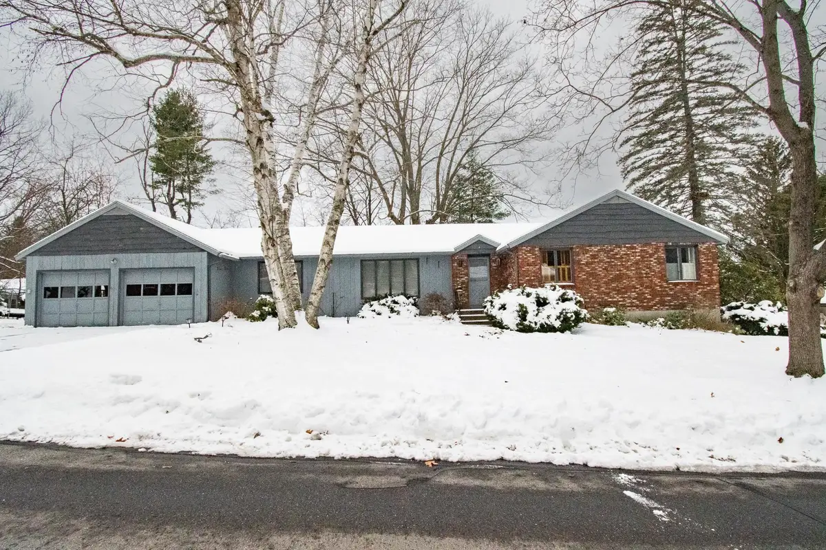 554 N Adams Street, Manchester, NH 03104 - Image #1