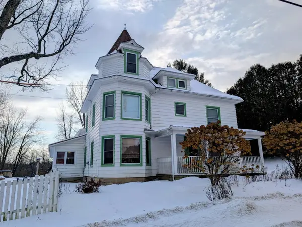 252 North Pleasant Street, Troy, VT 05859